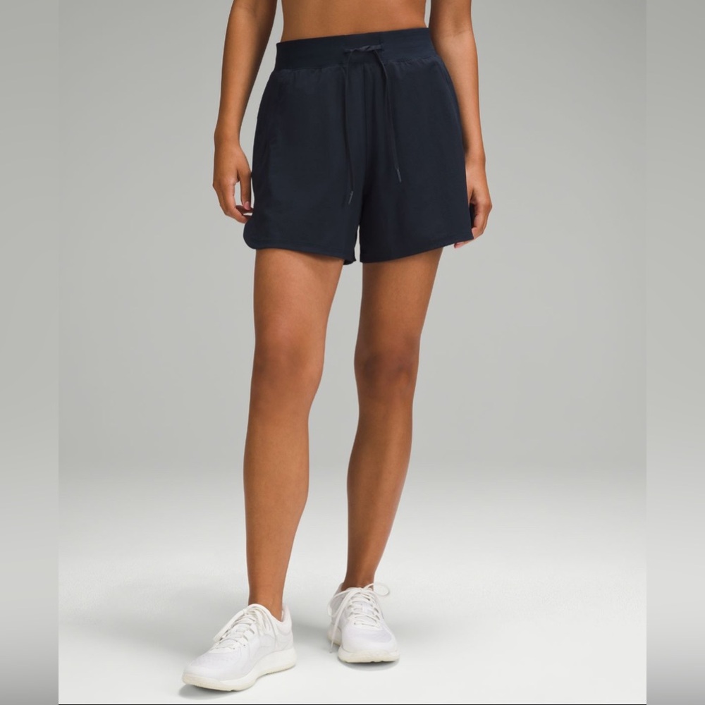 Lululemon License to Train HR Short 4”